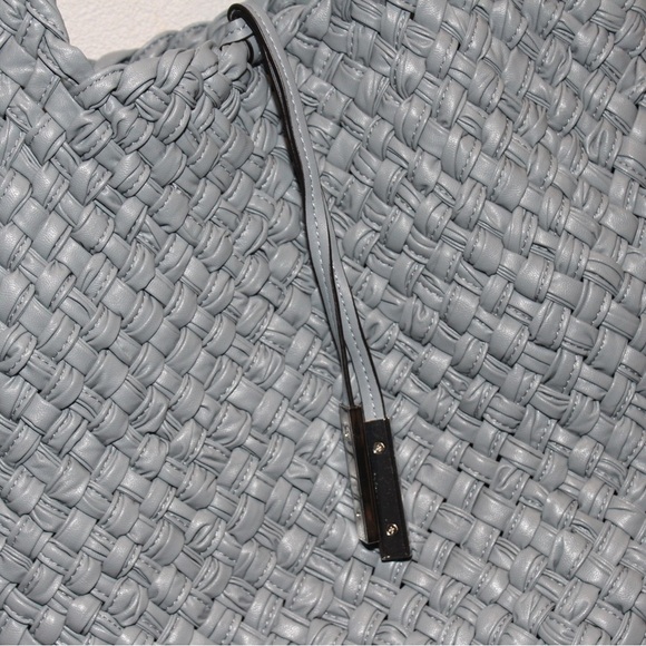 Calvin Klein Naomi Woven Tote Bag Summer Bag - Picture 2 of 7